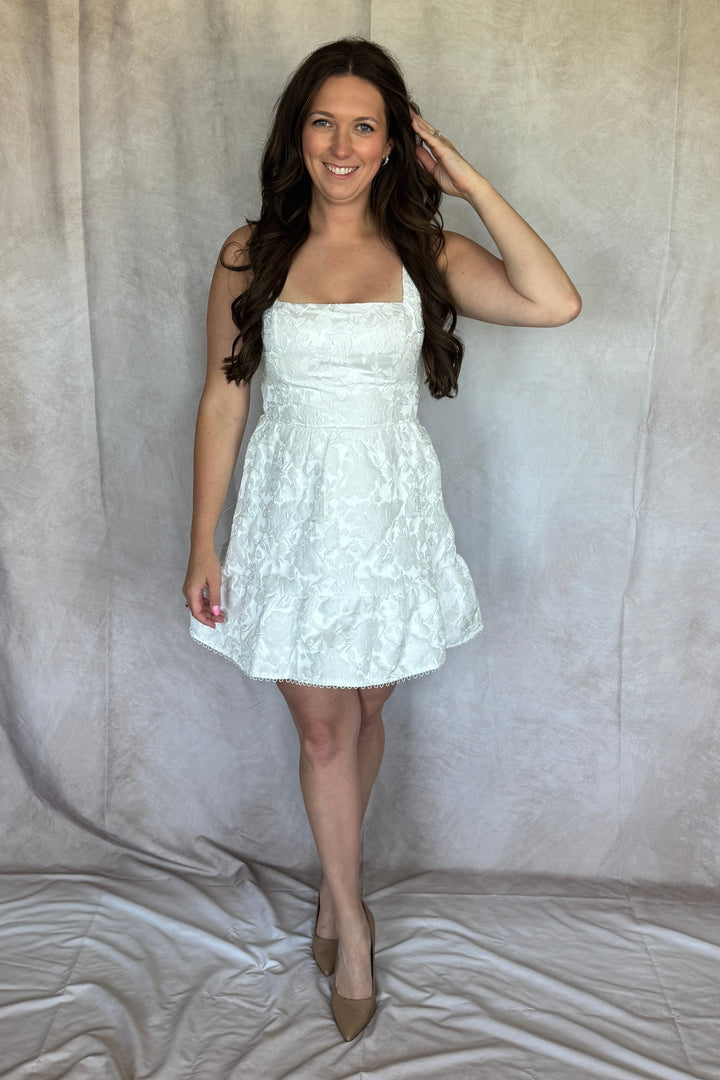 Chic White Party Dress