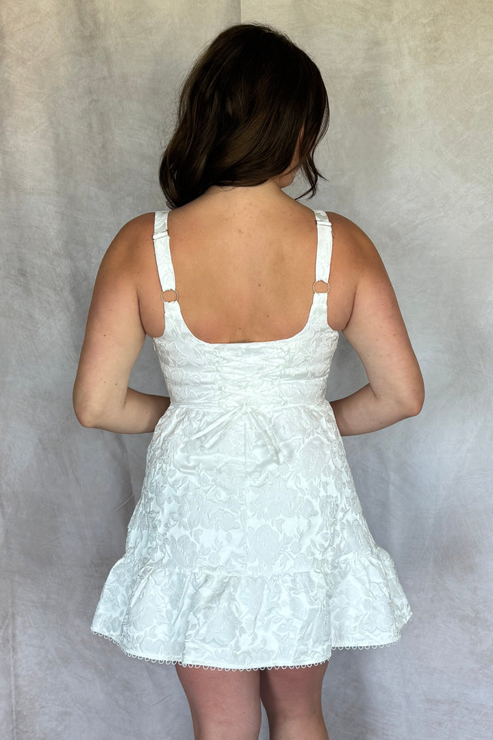 Chic White Party Dress